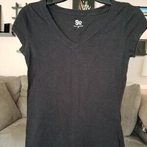 Black SO V-Neck Short Sleeve
